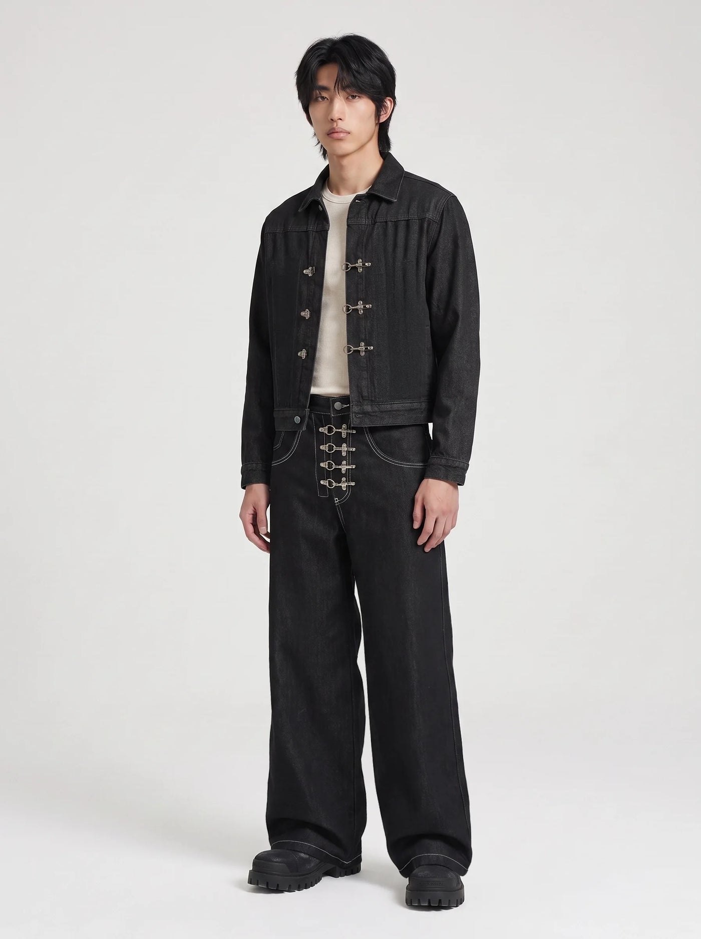 Clasp Wide-Leg Jeans