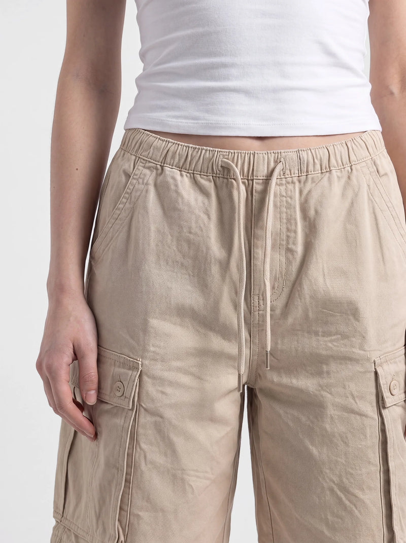 Recon Longline Cargo Shorts Beige